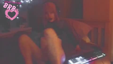 Lucy online show from March 8, 11:09 pm