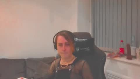 Lucy online show from December 14, 10:05 pm