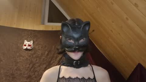 novakitty888 online show from April 16, 9:50 pm