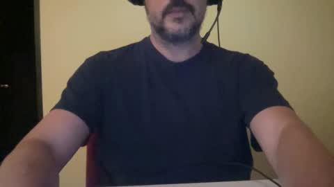 novio_muyalto online show from April 13, 12:15 am