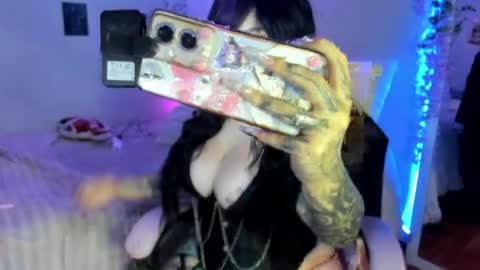 Dianne online show from April 7, 2:08 pm