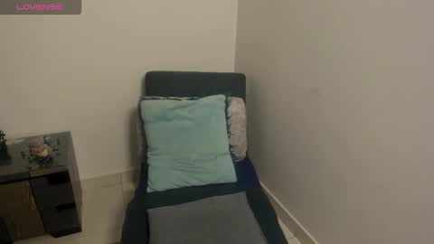 nuit_rose online show from February 5, 2:59 am