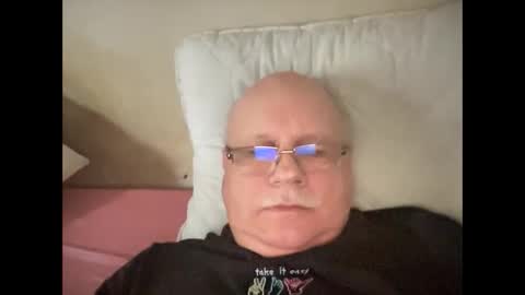 nukiss online show from November 13, 10:18 am