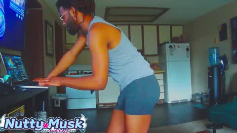 Check the links online show from September 9, 3:01 pm