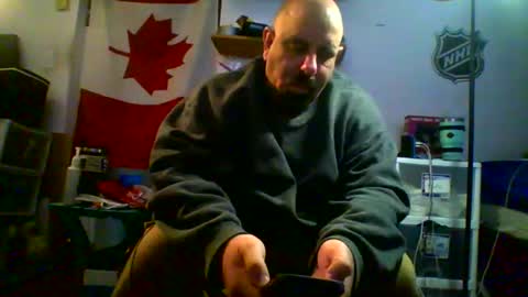 nyisles00 online show from March 28, 10:11 pm