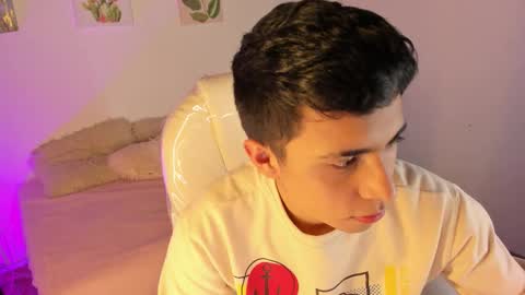 nyko_ds online show from October 18, 5:44 am