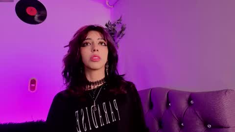   online show from January 10, 5:02 am