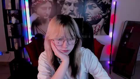 Nyx online show from May 26, 4:18 am