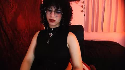 Nyxxei online show from February 2, 11:45 pm