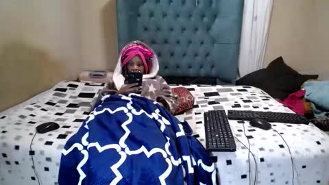 obsessedmimi online show from May 5, 5:41 pm