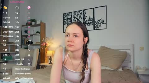 Elis online show from April 11, 8:35 pm