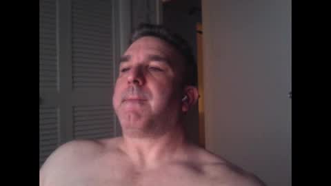 Snapshot of oceanmanx chatting on January 3, 3:27 am Ocean online show from January 3, 3:27 am