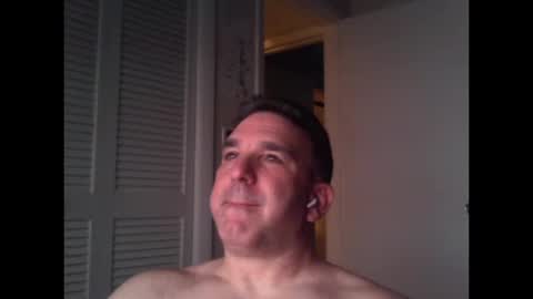 Snapshot of oceanmanx chatting on October 18, 4:38 am Ocean online show from October 18, 4:38 am