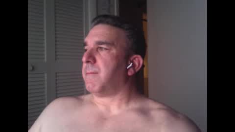 Snapshot of oceanmanx chatting on January 7, 3:24 am Ocean online show from January 7, 3:24 am