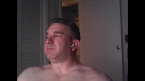 Snapshot of oceanmanx chatting on December 24, 4:55 am Ocean online show from December 24, 4:55 am