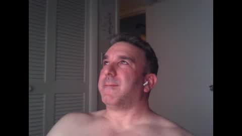 Snapshot of oceanmanx chatting on January 28, 4:39 am Ocean online show from January 28, 4:39 am