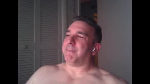 Snapshot of oceanmanx chatting on January 12, 3:28 am Ocean online show from January 12, 3:28 am