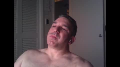 Snapshot of oceanmanx chatting on December 16, 4:55 am Ocean online show from December 16, 4:55 am