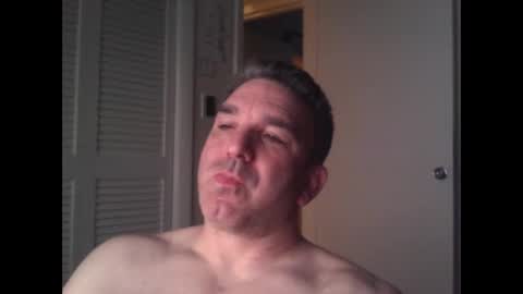 Snapshot of oceanmanx chatting on December 11, 3:13 am Ocean online show from December 11, 3:13 am