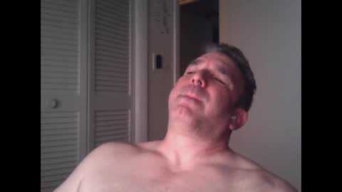 Snapshot of oceanmanx chatting on March 1, 5:20 am Ocean online show from March 1, 5:20 am