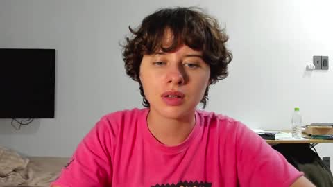 Evie online show from March 22, 2:43 pm