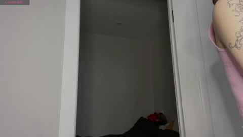 Thea online show from April 6, 4:32 am