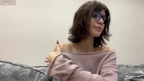 Thea online show from February 23, 4:47 am