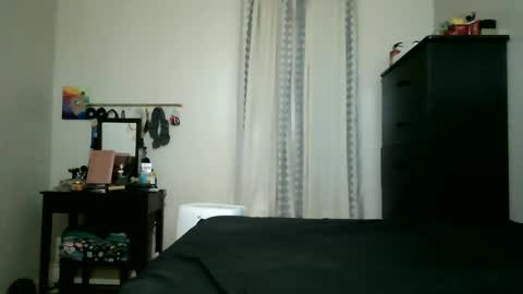 Lit en Cama online show from October 6, 4:08 am