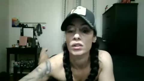 Lit en Cama online show from October 31, 3:07 am