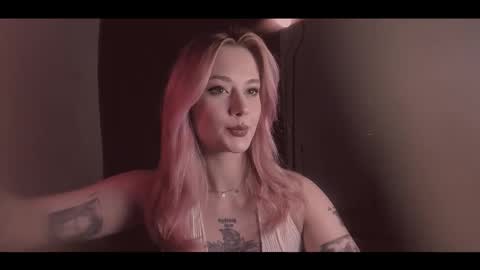 your dear Lilith Chapman online show from December 4, 4:50 pm