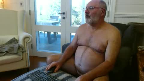 Ohjonny online show from April 17, 3:42 am