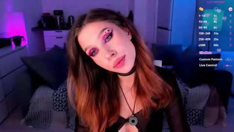 Light  online show from October 25, 8:53 pm