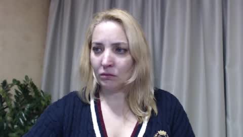 Mari online show from March 8, 7:40 pm