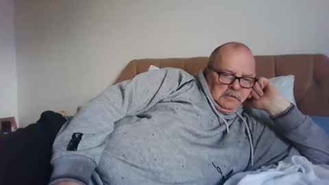 old_fkrr_ online show from November 22, 11:52 am