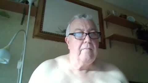 Fergus online show from December 16, 11:05 am