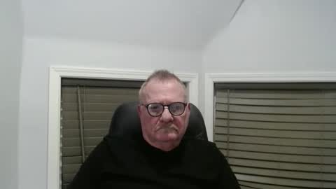 oldguybigd online show from November 3, 5:19 am