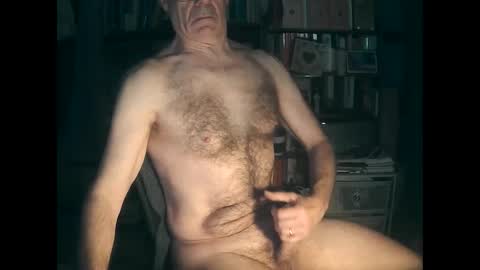 oldhairybastard online show from December 23, 11:06 pm