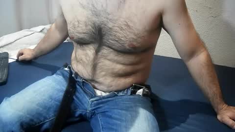 oldjeremy online show from November 26, 9:17 am