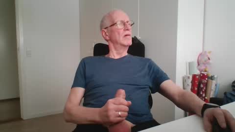 oldth online show from February 17, 11:53 am