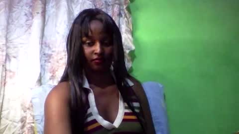 olinah610 online show from October 4, 7:00 pm