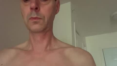 OliDick online show from June 8, 10:38 am