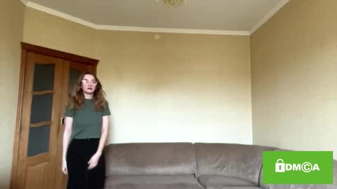 Olivia here online show from October 3, 8:22 am