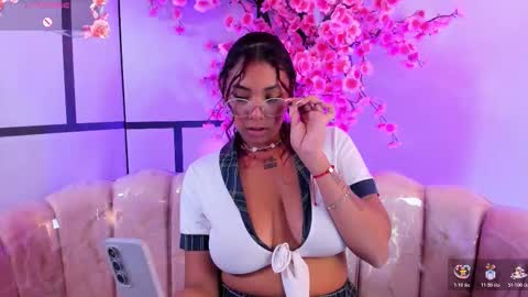 olive  online show from January 15, 3:59 am