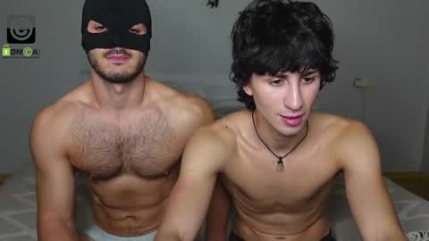 Oliver  Kaen online show from October 3, 4:48 pm