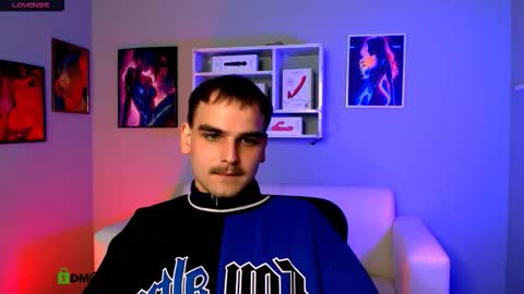 oliver hill  online show from November 16, 11:45 am