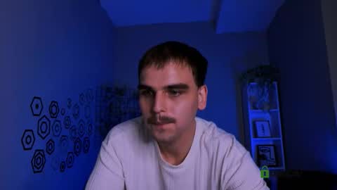 oliver hill  online show from November 24, 8:40 pm