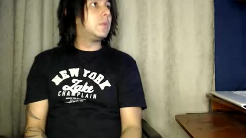 oliver_laid_2023 online show from September 10, 8:37 am