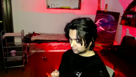 oliver_laid_2023 online show from October 20, 12:26 am