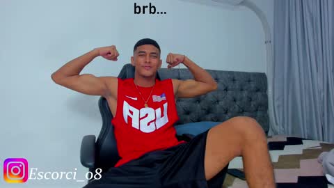 oliver_smith_2 online show from February 11, 6:22 pm