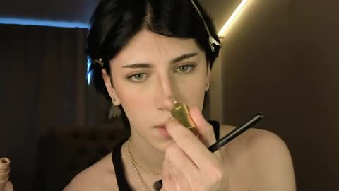 oliver online show from April 12, 2:10 pm